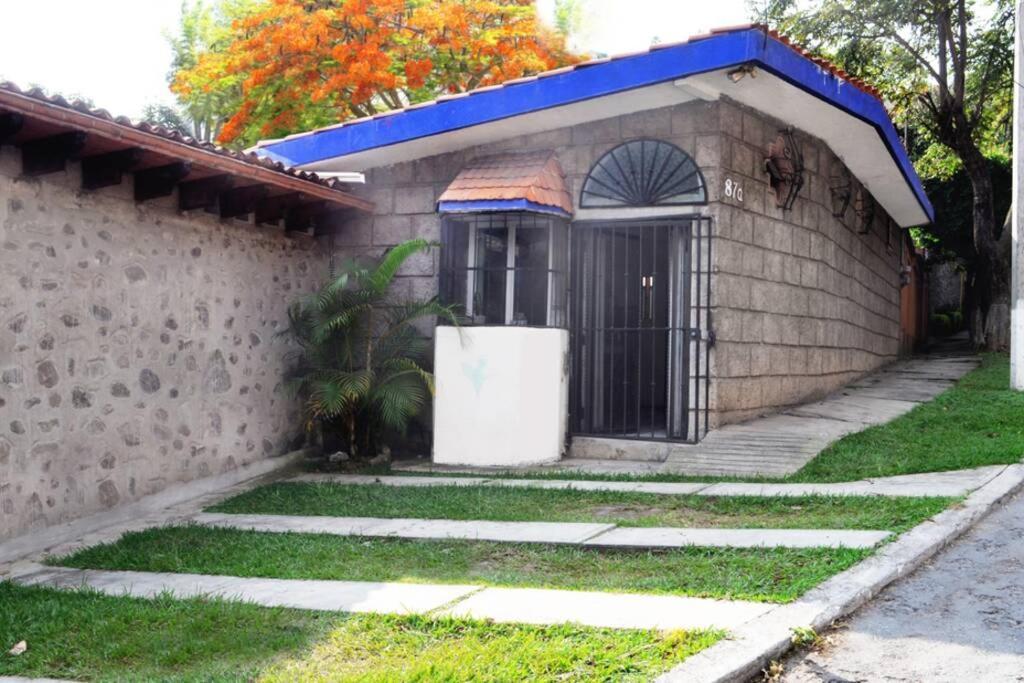 Appartamento Departamento En Lomas De Cuernavaca Con Aire Acond Temixco Esterno foto
